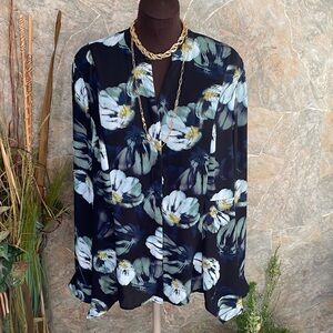 Vera Wang shirt top blouse tunic XL hidden buttons flowered multicolored